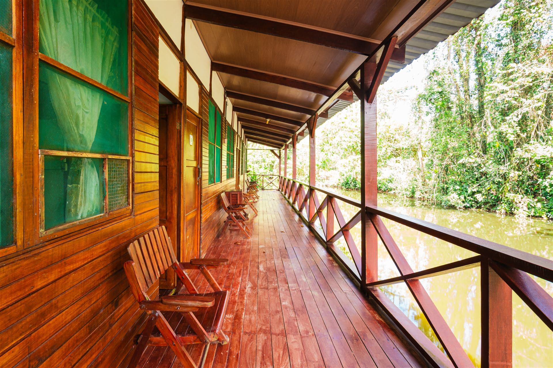 HABITACIÓN SOBRE EL LAGO 3