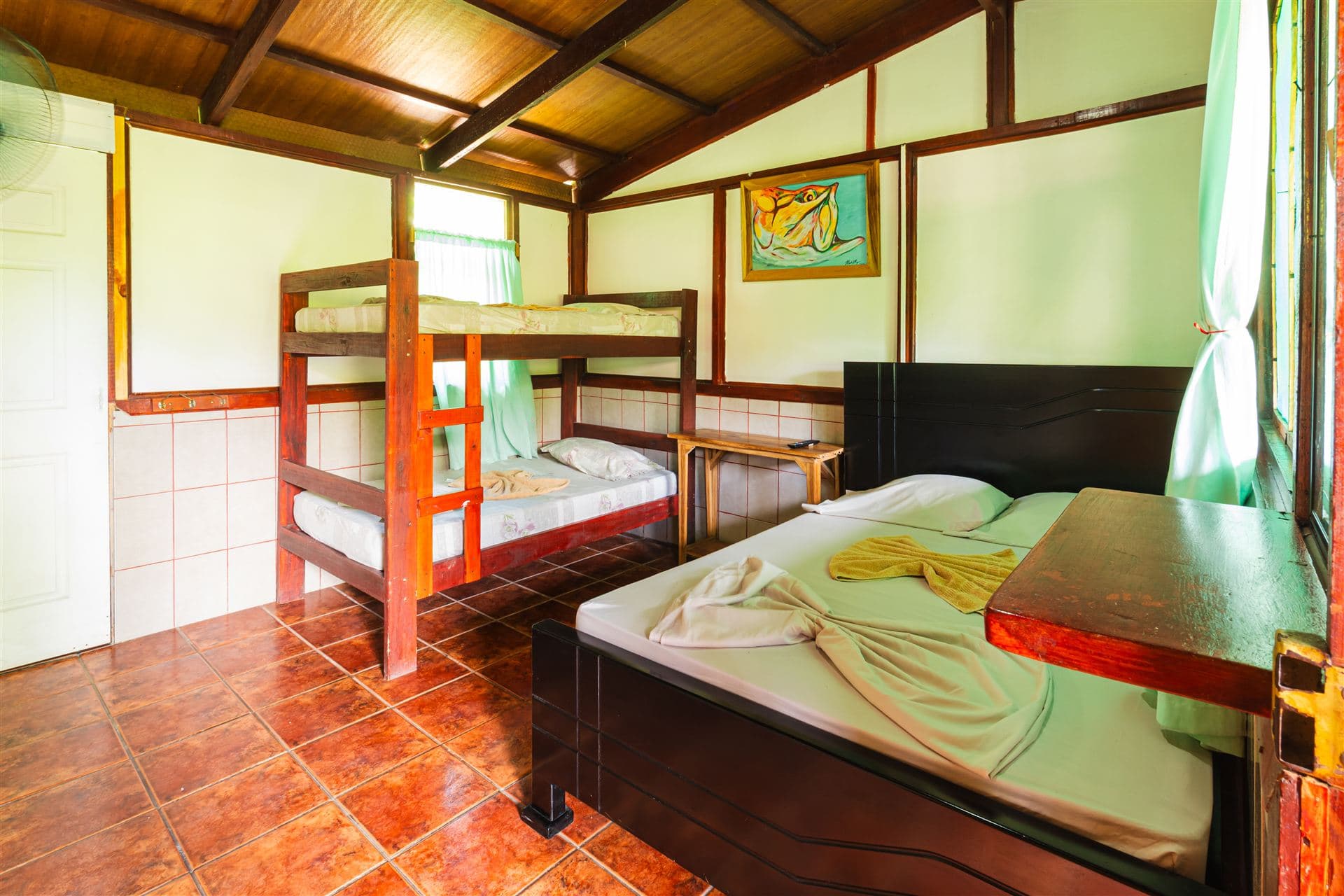 HABITACIÓN RÚSTICA